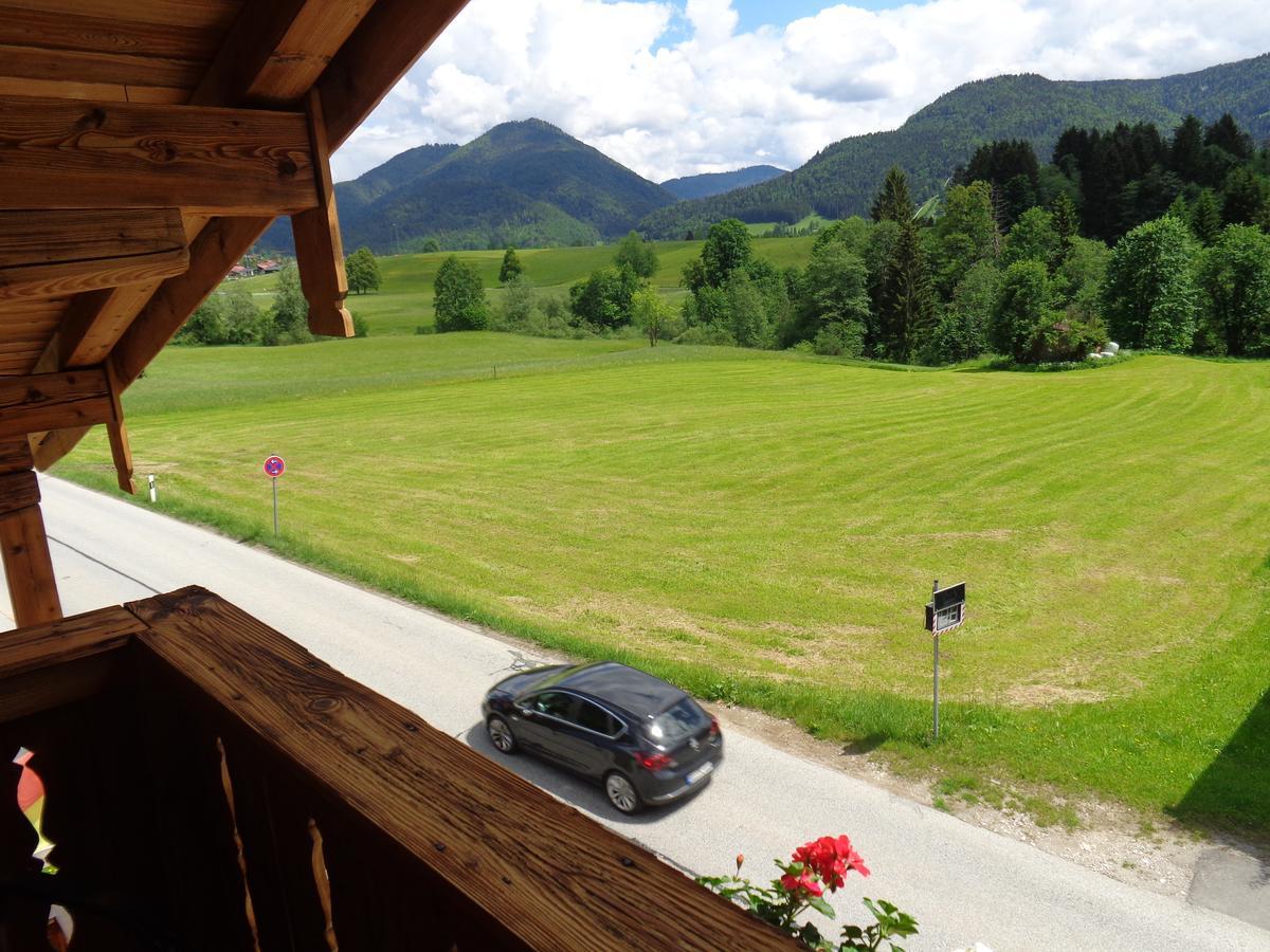 Gaestehaus Eschenhof Reit im Winkl Buitenkant foto